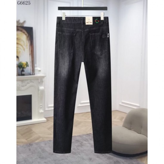 GUCCI Gucci Fashionable spring and summer new 2023SS jeans that captivate adults GUCCI Gucci Fashionable spring and summer new 2023SS jeans that captivate adults