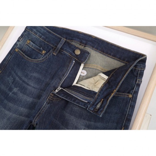 GIVENCHY 2023FW Jeans The cutting edge of fashion! GIVENCHY 2023FW Jeans The cutting edge of fashion!