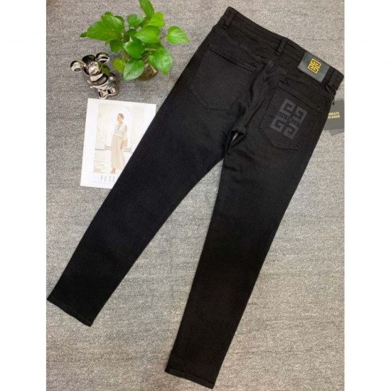 GIVENCHY 2023FW Jeans Check out the trends of the season GIVENCHY 2023FW Jeans Check out the trends of the season