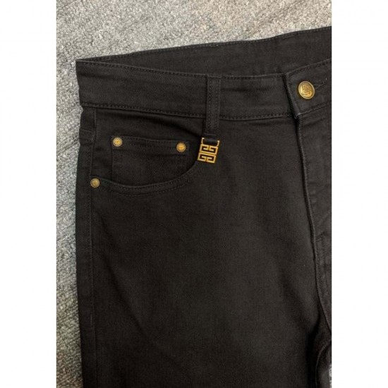 GIVENCHY 2023FW Jeans Check out the trends of the season GIVENCHY 2023FW Jeans Check out the trends of the season