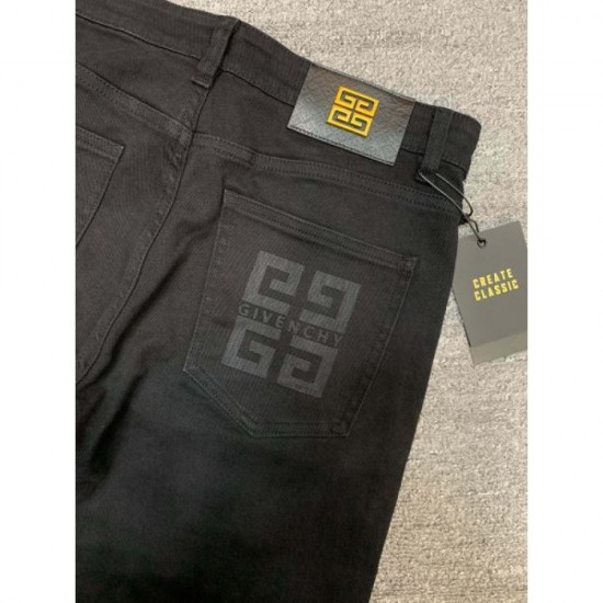GIVENCHY 2023FW Jeans Check out the trends of the season GIVENCHY 2023FW Jeans Check out the trends of the season
