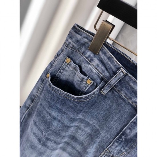 LOUIS VUITTON Louis Vuitton 2023SS jeans appeared at a new price! LOUIS VUITTON Louis Vuitton 2023SS jeans appeared at a new price!