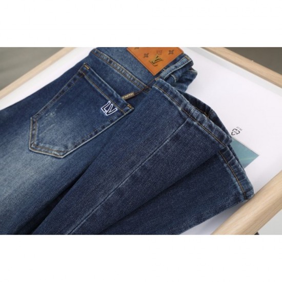 LOUIS VUITTON 2023FW jeans continue to sell like crazy LOUIS VUITTON 2023FW jeans continue to sell like crazy