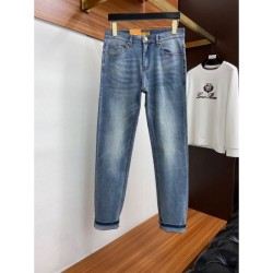 LOUIS VUITTON 2023FW Jeans Rare in Japan! Very popular