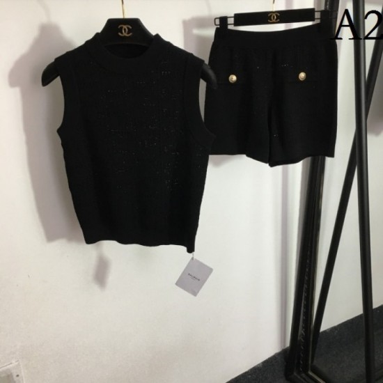 BALMAIN Balmain 2023SS top and bottom set Items that bring out the texture BALMAIN Balmain 2023SS top and bottom set Items that bring out the texture