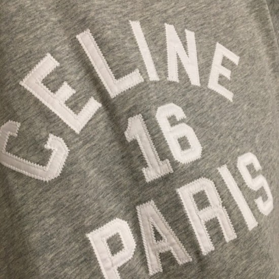 CELINE Celine 2023SS short-sleeved T-shirt Simple and mature impression is wonderful CELINE Celine 2023SS short-sleeved T-shirt Simple and mature impression is wonderful