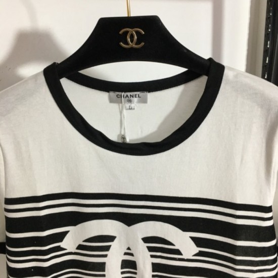CHANEL Chanel 2023SS short-sleeved T-shirt not to be missed CHANEL Chanel 2023SS short-sleeved T-shirt not to be missed