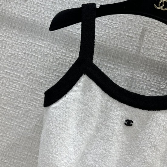 CHANEL Chanel rare! 2023SS camisole available only at stores CHANEL Chanel rare! 2023SS camisole available only at stores