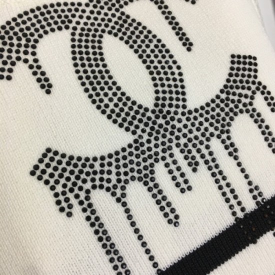 Knit vest to wear this summer 2023SS CHANEL Chanel Knit vest to wear this summer 2023SS CHANEL Chanel