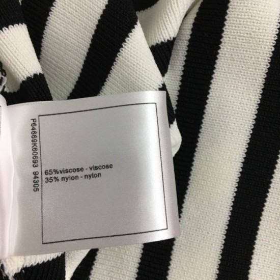 Knit vest to wear this summer 2023SS CHANEL Chanel Knit vest to wear this summer 2023SS CHANEL Chanel