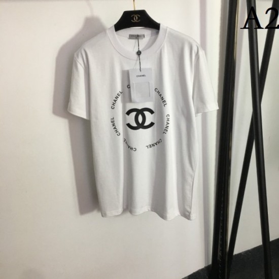 The latest trends in spring and summer Short-sleeved T-shirt 2023SS CHANEL Chanel The latest trends in spring and summer Short-sleeved T-shirt 2023SS CHANEL Chanel