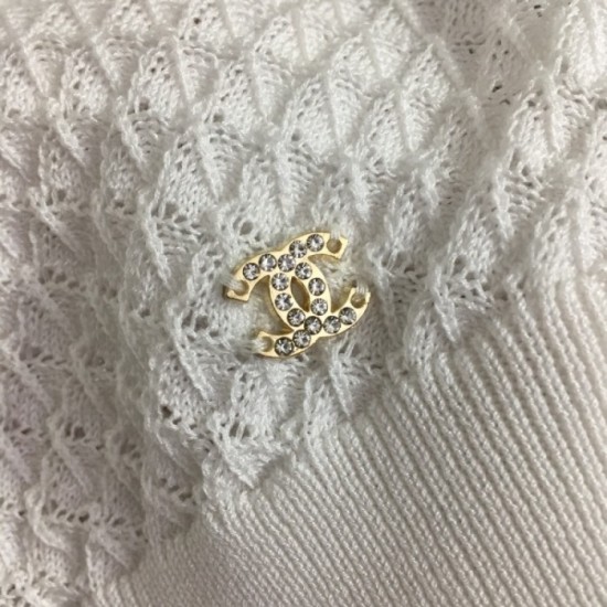 Spring/Summer stock Not yet released in Japan Short-sleeved knit 2023SS CHANEL Chanel Spring/Summer stock Not yet released in Japan Short-sleeved knit 2023SS CHANEL Chanel
