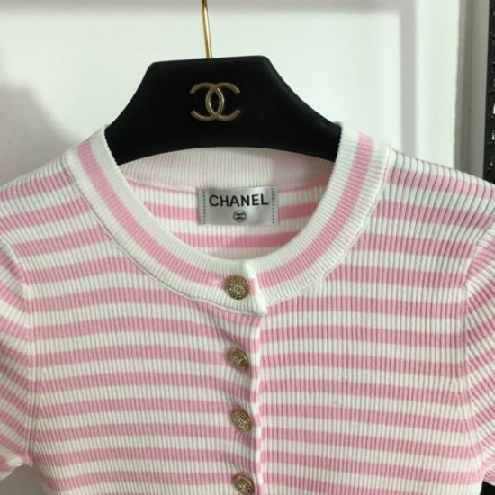 CHANEL Chanel 2023SS short-sleeved knit casual item is also strong CHANEL Chanel 2023SS short-sleeved knit casual item is also strong