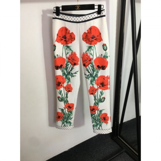 Surprise price short-sleeved T-shirt + straight pants top and bottom set 2023SS DOLCE & GABBANA Dolce & Gabbana Surprise price short-sleeved T-shirt + straight pants top and bottom set 2023SS DOLCE & GABBANA Dolce & Gabbana