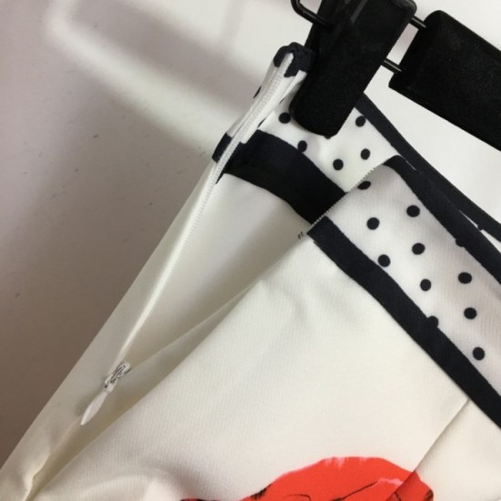 Surprise price short-sleeved T-shirt + straight pants top and bottom set 2023SS DOLCE & GABBANA Dolce & Gabbana Surprise price short-sleeved T-shirt + straight pants top and bottom set 2023SS DOLCE & GABBANA Dolce & Gabbana