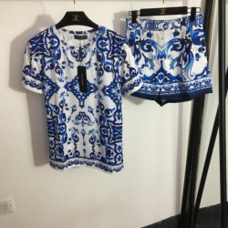 DOLCE & GABBANA Dolce & Gabbana 2023SS short-sleeved top and bottom set Summer new work of the topic