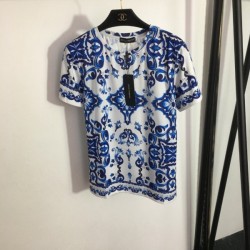 DOLCE & GABBANA Dolce & Gabbana 2023SS short-sleeved top and bottom set Summer new work of the topic