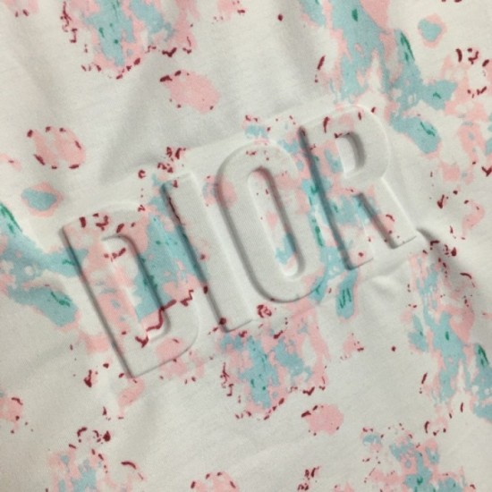 Good compatibility and definitely recommended short-sleeved T-shirt 2023SS DIOR Dior Good compatibility and definitely recommended short-sleeved T-shirt 2023SS DIOR Dior