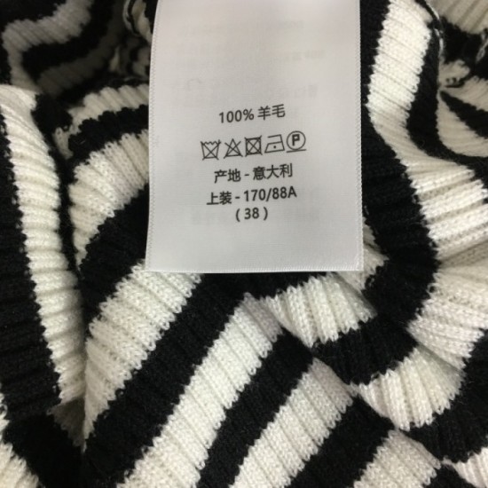 Summer must-have brand new short-sleeved knit 2023SS DIOR Dior Summer must-have brand new short-sleeved knit 2023SS DIOR Dior