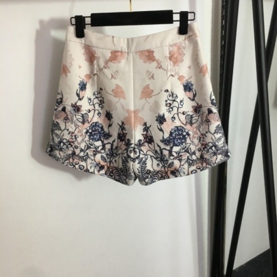 Spring and summer is a continuous trend Short-sleeved top + short pants top and bottom set 2023SS DIOR Dior Spring and summer is a continuous trend Short-sleeved top + short pants top and bottom set 2023SS DIOR Dior