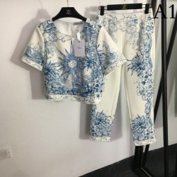 Perfect item for summer Short-sleeved T-shirt + straight pants top and bottom set 2023SS DIOR Dior