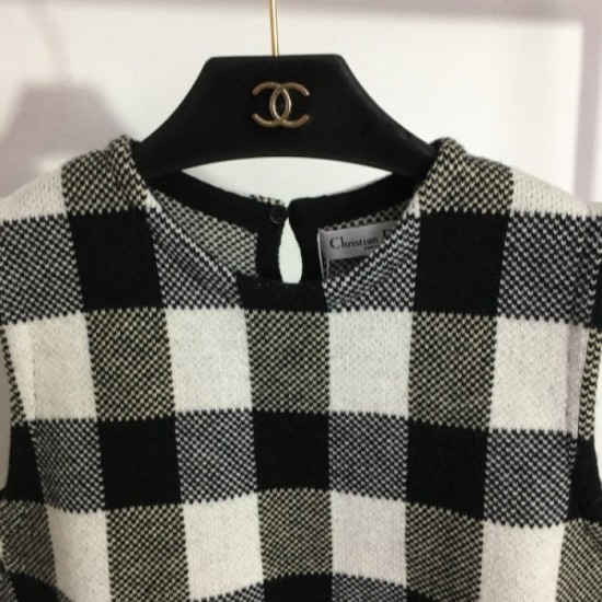 DIOR Dior 2023SS Knit Vest Summer new work that can create a new look DIOR Dior 2023SS Knit Vest Summer new work that can create a new look