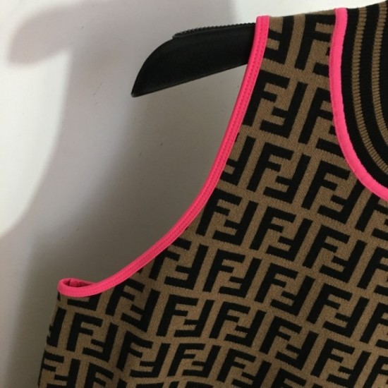 One item recommended for daily use Knit vest 2023SS FENDI Fendi One item recommended for daily use Knit vest 2023SS FENDI Fendi