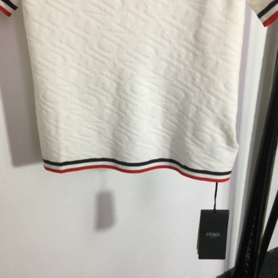 FENDI Fendi 2023SS Short Sleeve Knit This Season's Trendy Item FENDI Fendi 2023SS Short Sleeve Knit This Season's Trendy Item