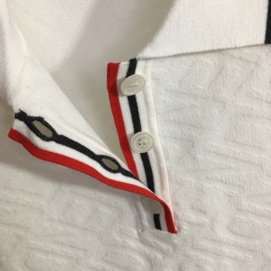 FENDI Fendi 2023SS Short Sleeve Knit This Season's Trendy Item FENDI Fendi 2023SS Short Sleeve Knit This Season's Trendy Item