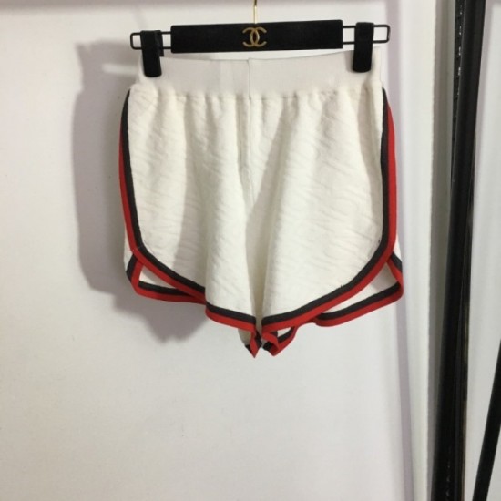 FENDI Fendi 2023SS top and bottom set Spring and summer style with a high sense of mode FENDI Fendi 2023SS top and bottom set Spring and summer style with a high sense of mode