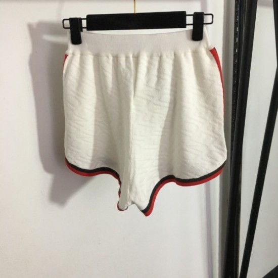 FENDI Fendi 2023SS top and bottom set Spring and summer style with a high sense of mode FENDI Fendi 2023SS top and bottom set Spring and summer style with a high sense of mode
