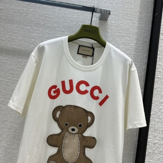 Style short-sleeved T-shirt 2023SS GUCCI Gucci which gets a lot of looks this summer Style short-sleeved T-shirt 2023SS GUCCI Gucci which gets a lot of looks this summer