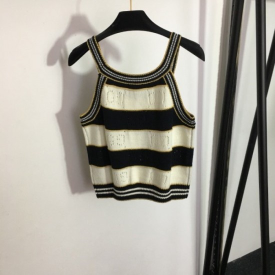 GUCCI Gucci 2023SS waistcoat looks youthful and energetic GUCCI Gucci 2023SS waistcoat looks youthful and energetic