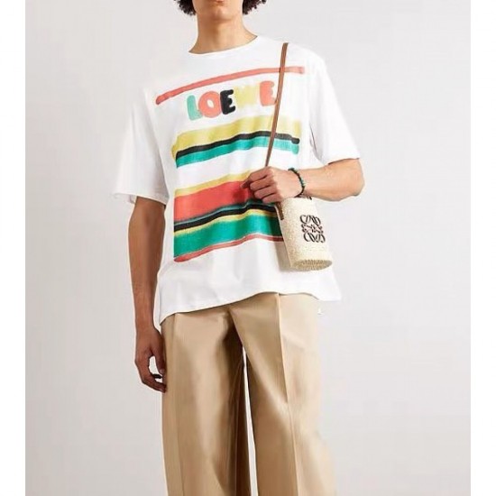 Short-sleeved T-shirt 2023SS LOEWE Loewe who plays an active part at the turn of the season Short-sleeved T-shirt 2023SS LOEWE Loewe who plays an active part at the turn of the season