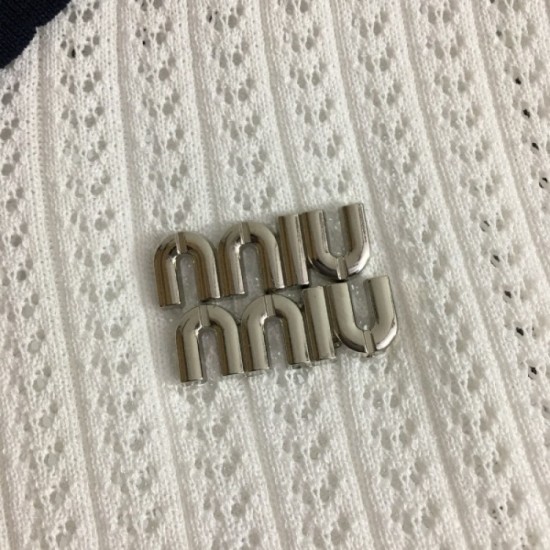 MIU MIU 2023SS short sleeve knit latest trend fashion new arrival MIU MIU 2023SS short sleeve knit latest trend fashion new arrival