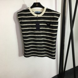 Exquisite atmosphere with PRADA Prada 2023SS waistcoat casual