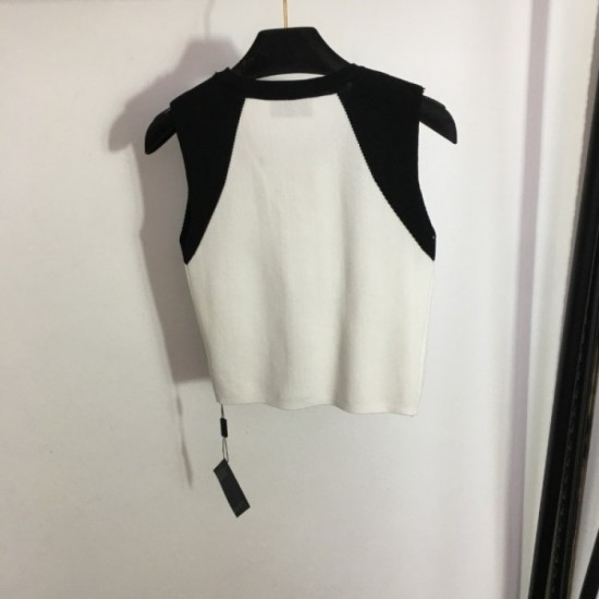 PRADA Prada 2023SS Waistcoat is the trend of the season PRADA Prada 2023SS Waistcoat is the trend of the season