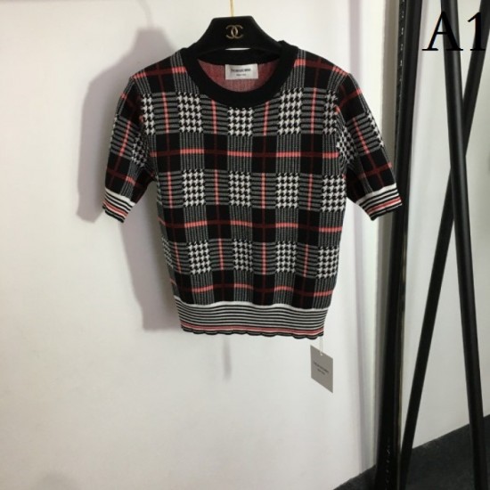 Recommended on sale Short sleeve knit 2023SS THOM BROWNE Tom Brown Recommended on sale Short sleeve knit 2023SS THOM BROWNE Tom Brown