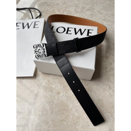 A unique item that becomes the leading role Belt 2023SS LOEWE A unique item that becomes the leading role Belt 2023SS LOEWE