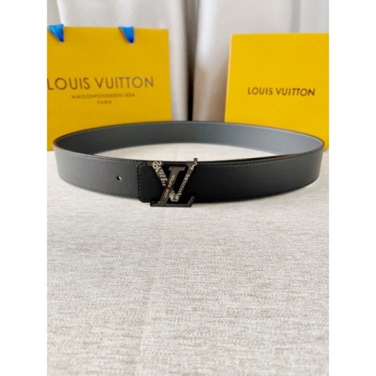 Very popular limited color belt 2023SS LOUIS VUITTON Louis Vuitton Very popular limited color belt 2023SS LOUIS VUITTON Louis Vuitton
