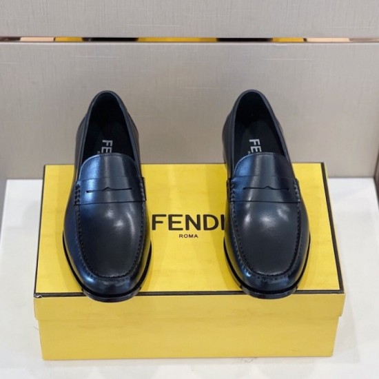 FENDI Fendi Business Shoes 2023AW This winter is an eye-catching style FENDI Fendi Business Shoes 2023AW This winter is an eye-catching style