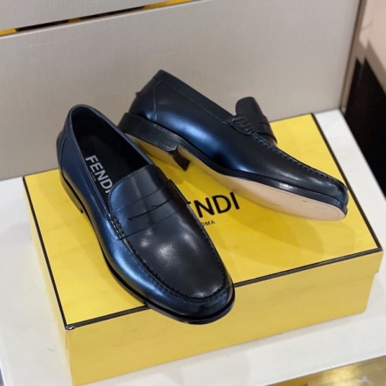 FENDI Fendi Business Shoes 2023AW This winter is an eye-catching style FENDI Fendi Business Shoes 2023AW This winter is an eye-catching style