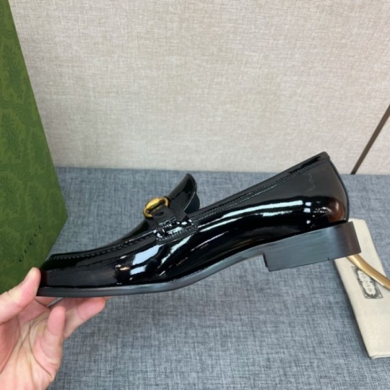 GUCCI Gucci business shoes 2023AW For elegant casual coordination GUCCI Gucci business shoes 2023AW For elegant casual coordination