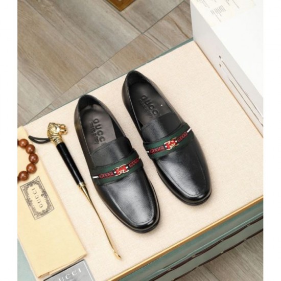 GUCCI Gucci new winter 2023FW business shoes that attract attention GUCCI Gucci new winter 2023FW business shoes that attract attention