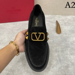 VALENTINO Valentino business shoes 2023AW winter brand new sold out soon