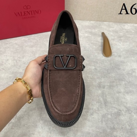 VALENTINO Valentino business shoes 2023AW winter brand new sold out soon VALENTINO Valentino business shoes 2023AW winter brand new sold out soon