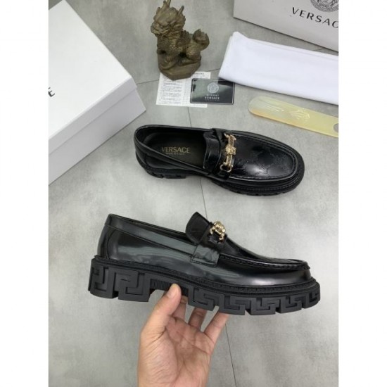 VERSACE Versace boom is heating up again 2023FW business shoes VERSACE Versace boom is heating up again 2023FW business shoes