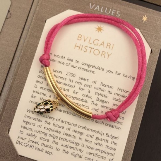 2023FW Bracelet BVLGARI Magazine published new fall/winter arrival 2023FW Bracelet BVLGARI Magazine published new fall/winter arrival