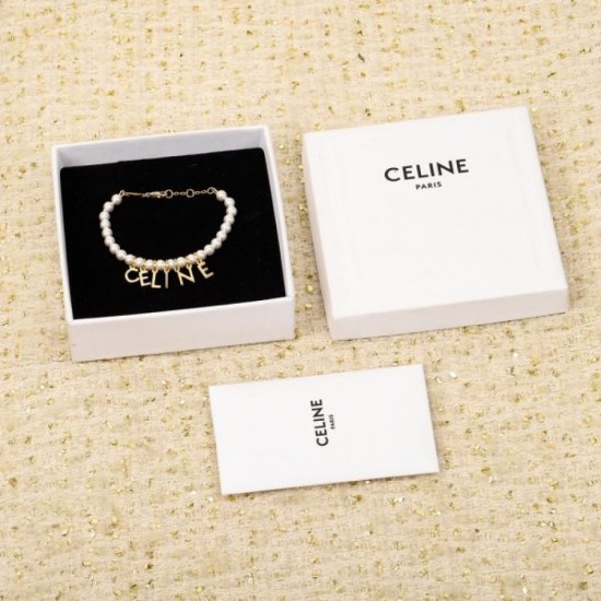 CELINE 2023FW Bracelet recommended for tops this season CELINE 2023FW Bracelet recommended for tops this season