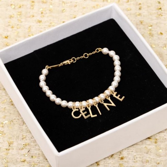 CELINE 2023FW Bracelet recommended for tops this season CELINE 2023FW Bracelet recommended for tops this season